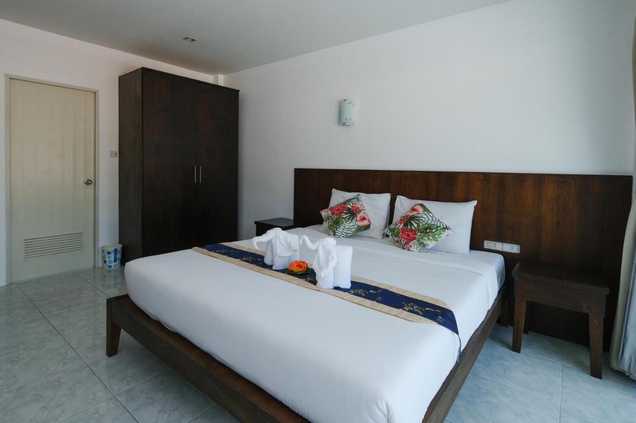Kiwi Boutique Hotel Patong Exterior foto